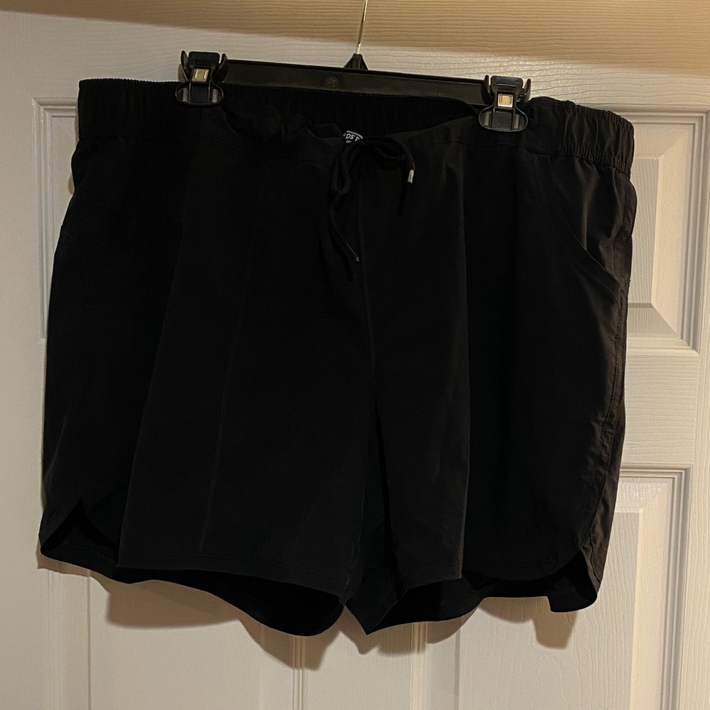 Lands' End Women's Black Swim quick dry shorts
